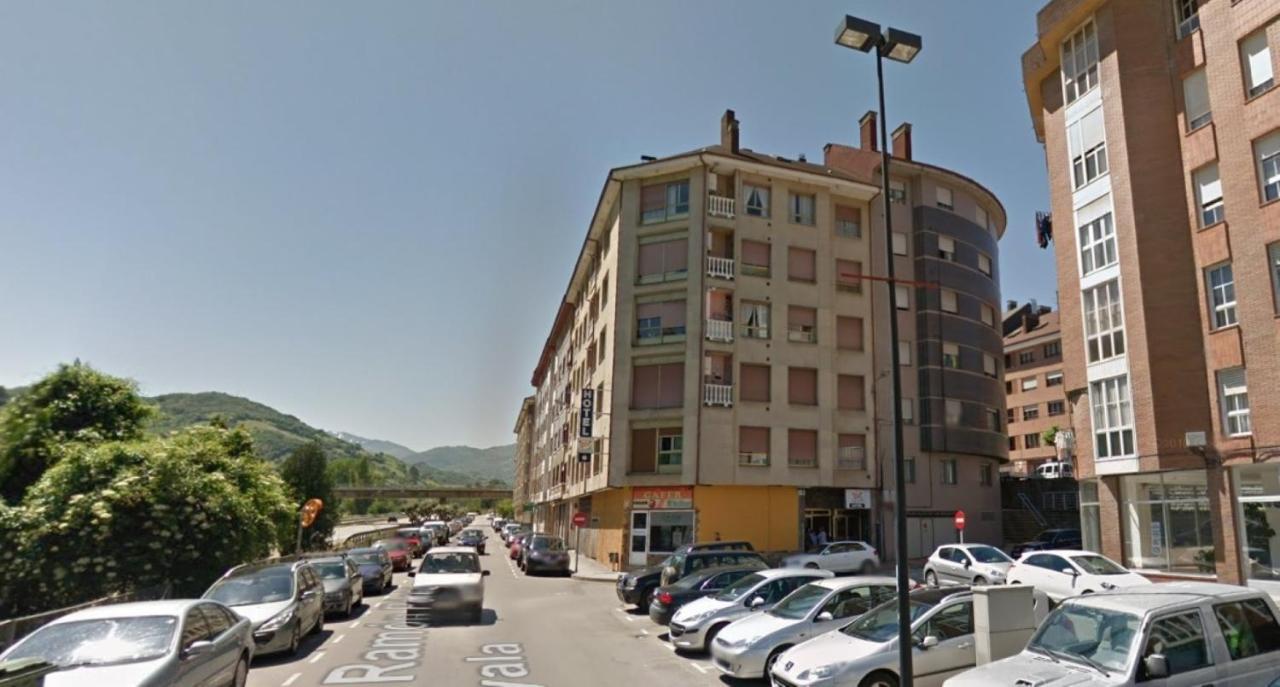 Hotel Lena โปลา เด เลนา ภายนอก รูปภาพ